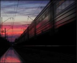 Пасажирський потяг потрапив в аварію у Дніпропетровську