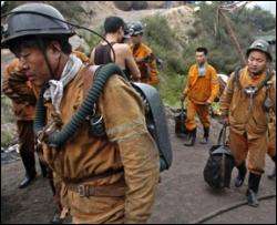 В китайській шахті підірвалось 16 людей