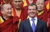 Бурятские буддисты сделали из Медведева Белую богиню (ФОТО)