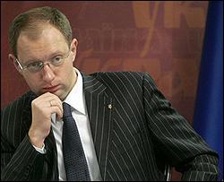 Яценюк пророчит стабильную экономику в 2010 году