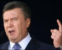 Янукович звинуватив нинішню владу у поганих відносинах з Росією