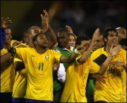 Перемога над Аргентиною вивела Бразилію на ЧС-2010