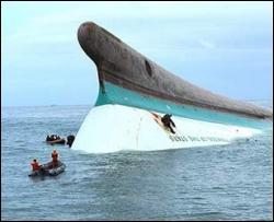 На Філіппінах затонув пасажирський пором