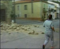 Итальянцы в панике покидают свои дома