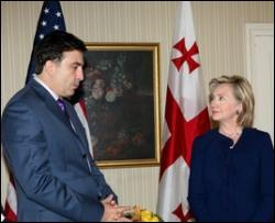 Клинтон: США не собираются признавать Южную Осетию и Абхазию