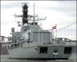 Британские моряки затопили судно с кокаином на $400 млн