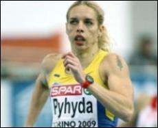 Двое украинских легкоатлетов дисквалифицированы за употребление допинга
