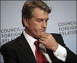 Ющенко попросив Меркель підтримати Україну