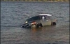 Киянин випадково втопив свій джип у Дніпрі (ФОТО)