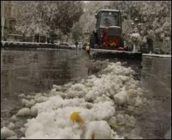 Во Львове остановился транспорт