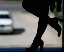 За сутенерство в Україні саджатимуть на 10 років