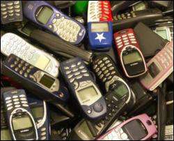 Похищенные мобильные телефоны отслеживают бесплатно