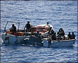 Військові ЄС блискавично затримали три катери піратів (ФОТО)