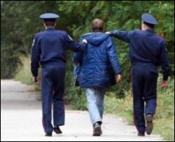 Одесские милиционеры снимали избиение задержанных на мобильный