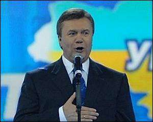 Янукович обещает контрактную армию и 25 тысяч на ребенка