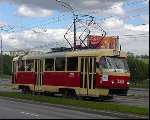 У Харкові трамваї давлять пішоходів