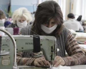 В Украине вступают новые правила пошива марлевых повязок