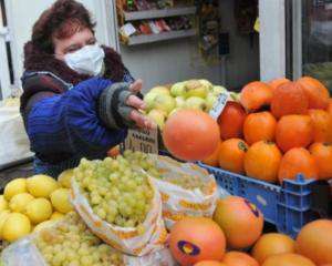 В Киеве из-за отсутствия масок закрыли 13 ресторанов и рынков 