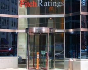 Fitch знизило довгострокові рейтинги України