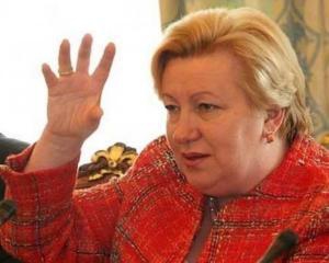 Ульянченко каже, що про грип мають розповідати лікарі, а не Тимошенко