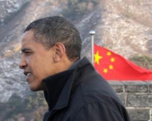 В Китае Обама обнимался с братом за закрытыми дверями