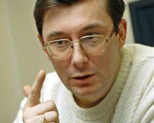 Луценко сомневается в причастности Омельченко к смерти пешехода