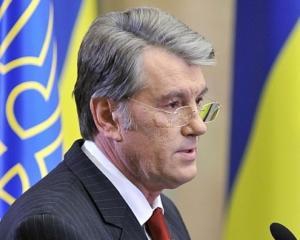 Ющенко у Донецьку згадав про педофілів з Ради