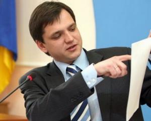 Павленко не вміє рахувати вартість та місткість стадіонів до Євро-2012