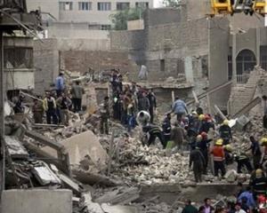 У Багдаді майже 100 осіб загинуло від серії одночасних вибухів