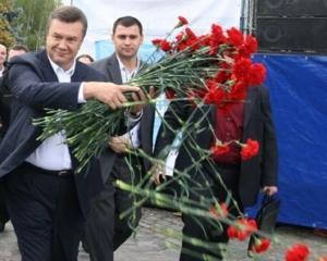 Янукович пригрозил достойно ответить непрошеным гостям в &quot;Межигорье&quot;