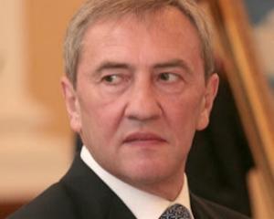 Мэр Киева просит не нервировать из-за мемориала Голодомору 