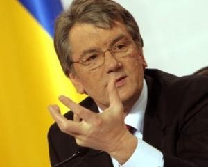 Ющенко не верит в "сильную руку"