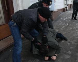 В России милиция незаконно задержала журналиста, снимавшего митинг