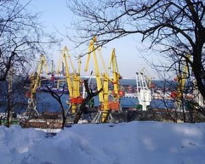 Из-за непогоды порты Одесской области прекратили свою работу