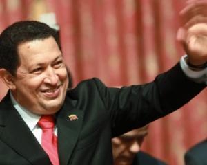 Чавесу в п&quot;ять разів збільшать зарплату, яку він віддає бідним дітям