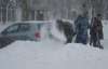 Вьюга в Донецке заметает даже снегоуборочную технику (ФОТО)