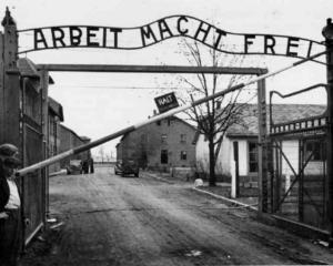 За викрадений символ Освенциму пропонують $39 тисяч