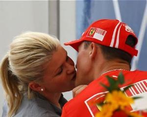 Жена Шумахера одобряет возвращение Михаэля в &amp;quot;Формулу-1&amp;quot;