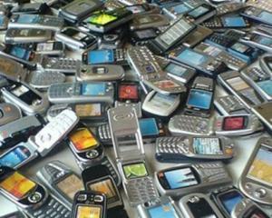 Нелегальные мобильные телефоны будут отключать с 16 февраля