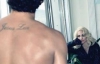 Молодий коханець Мадонни показав бритий статевий орган (ФОТО)