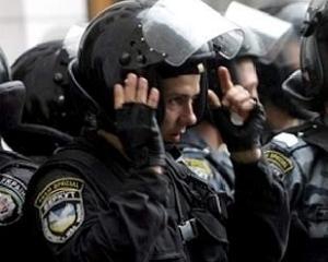 Німеччина одягне українську міліцію на Євро-2012