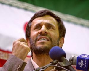 Ахмадінеджад погодився обмінювати уран за кордоном