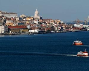 Испанская разведка незаконно действовала на территории Португалии