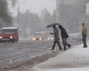 На Львовщине из-за непогоды перекрыли дороги