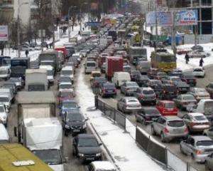 В Киеве зашкаливает загруженность дорог