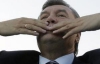 Янукович пообещал защитить от насильственной украинизации