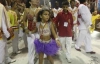 7-летняя королева карнавала в Рио расплакалась перед камерами (ФОТО)