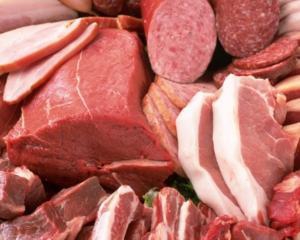 Українці масово везуть з-за кордону контрабандні продукти