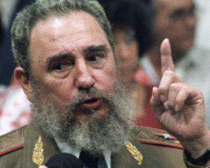 Фидель Кастро выглядит бодрым и оживленным
