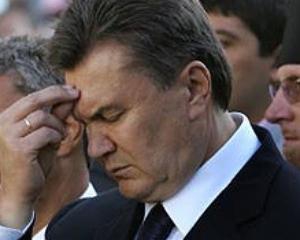 Янукович і Кирило розцілувалися біля іконостасу